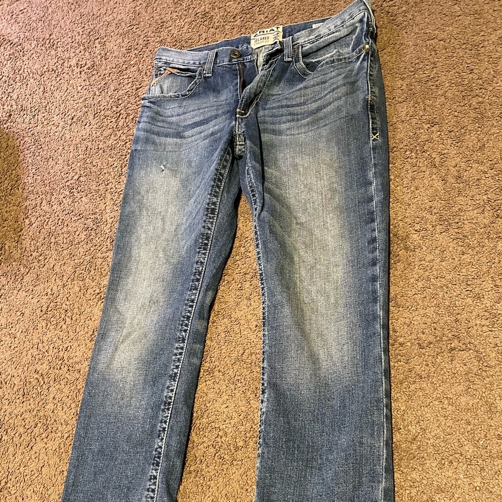 Ariat M4 31/32 relaxed straight leg